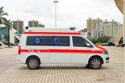進(jìn)口大眾凱路威救護(hù)車(chē) 專(zhuān)業(yè)醫(yī)療改裝，生命路上的可靠伙伴